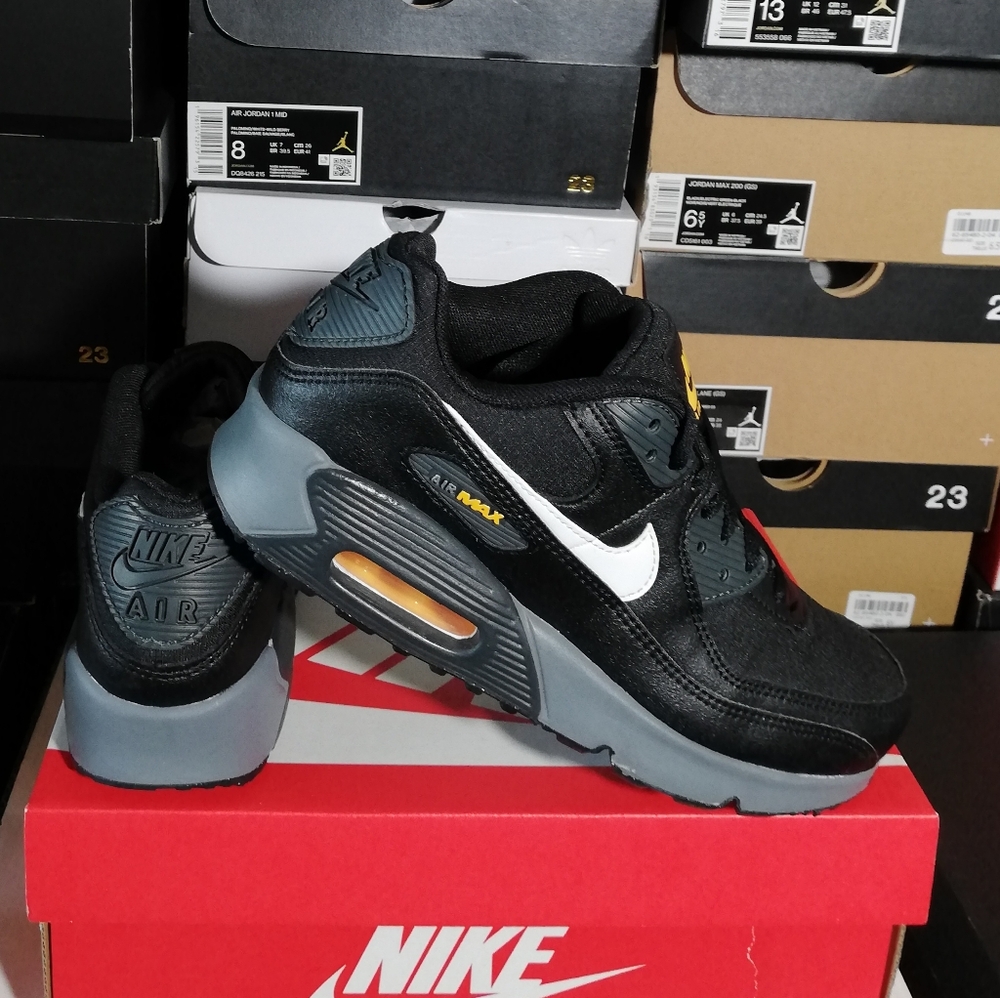 NIKE AIR MAX 90S PREMIUM EDITION WOMEN'S US SIZE 6.5 NEW IN BOX